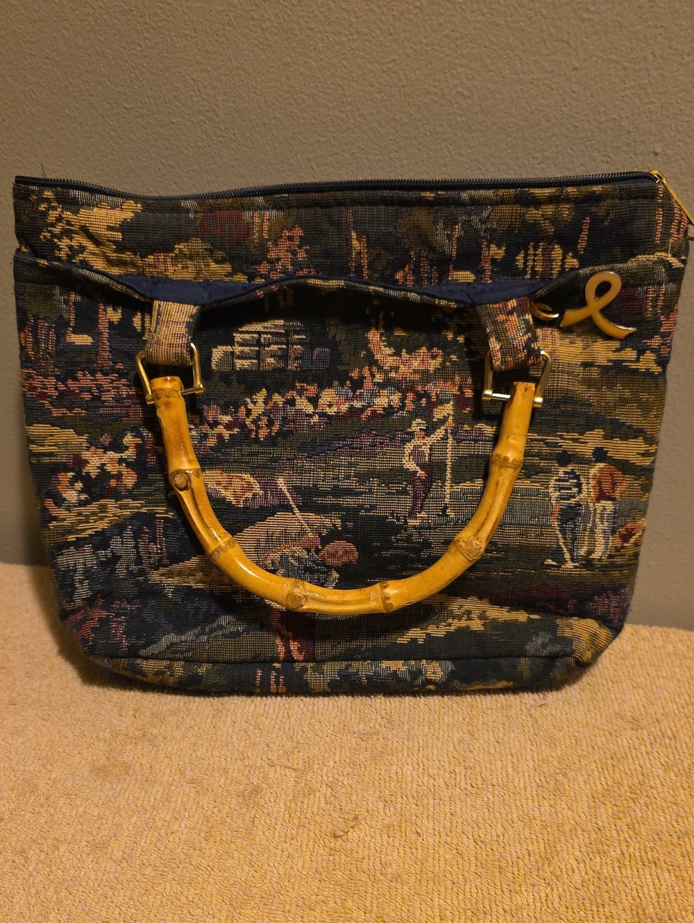 Vintage-Golf Inspired Tapestry Tote with Bamboo Handles - Inv.516